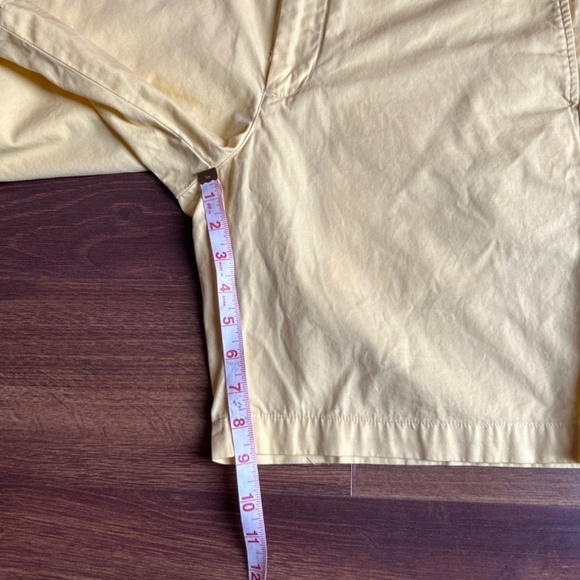 šEND of YEAR SALEšVINEYARD VINES Men's Yellow Shorts size 32 - Picture 6 of 6